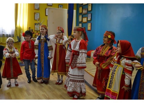 Фольклорный ансамбль Ладушки